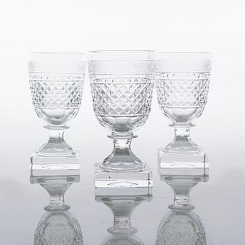 Eight mid 20th century wine glass by Elis Bergh, model "Kent", Kosta Boda.