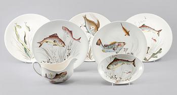 TALLRIKAR, FAT OCH SÅSSNIPA, 10 delar, "Fish", flintgods, Johnson Bros, England, 1900-talets andra hälft.