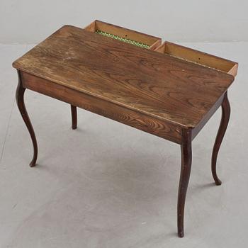 SKRIVBORD, rokokostil, omkring år 1900.