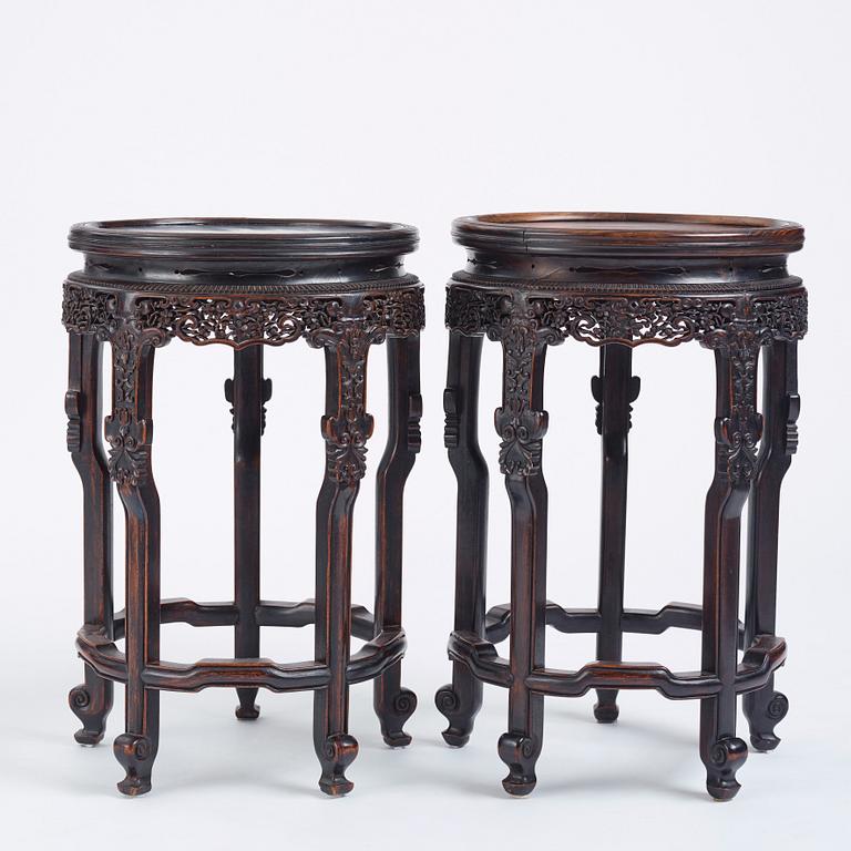 A pair of Chinese Hongmu side tables, Qing dynasty, 19th Century.