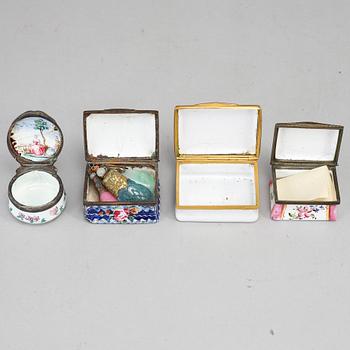 A mixed lot of four 18th century enamel snuff boxes.