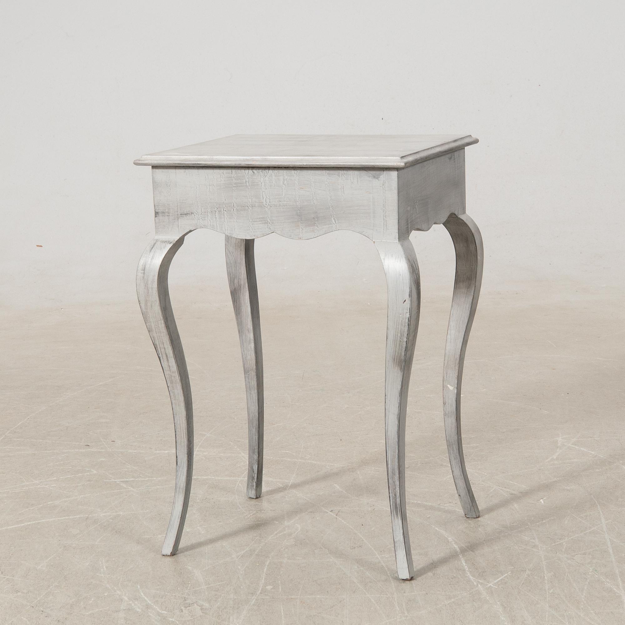 Bord 1900-talets första hälft.