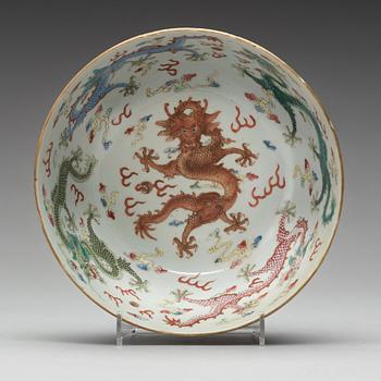 A dragon bowl, Qing dynasty with Guangxus six character mark.