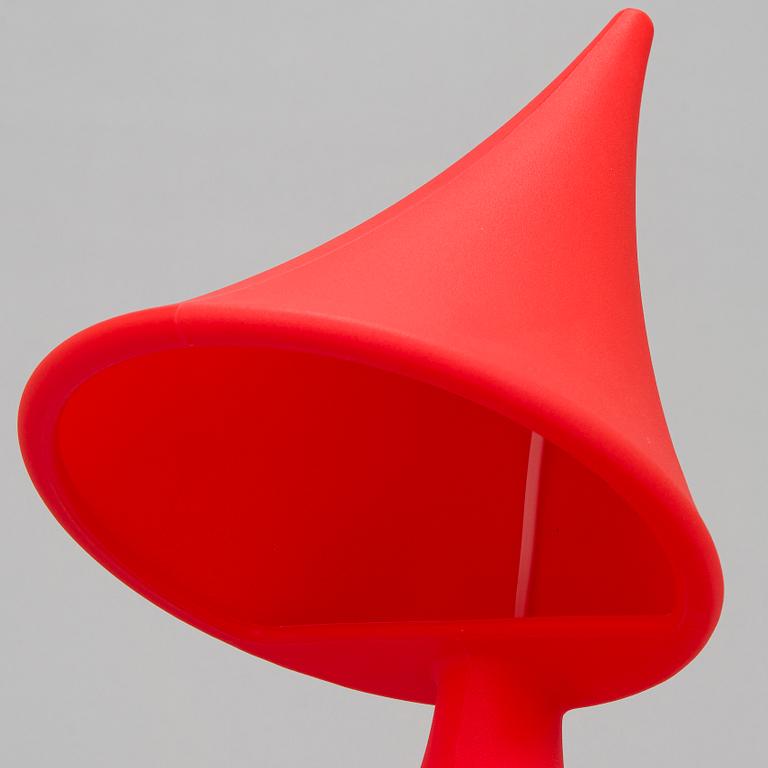 Eero Aarnio, pöytävalaisin, "Nukkumatti, Melaja Oy 2010.