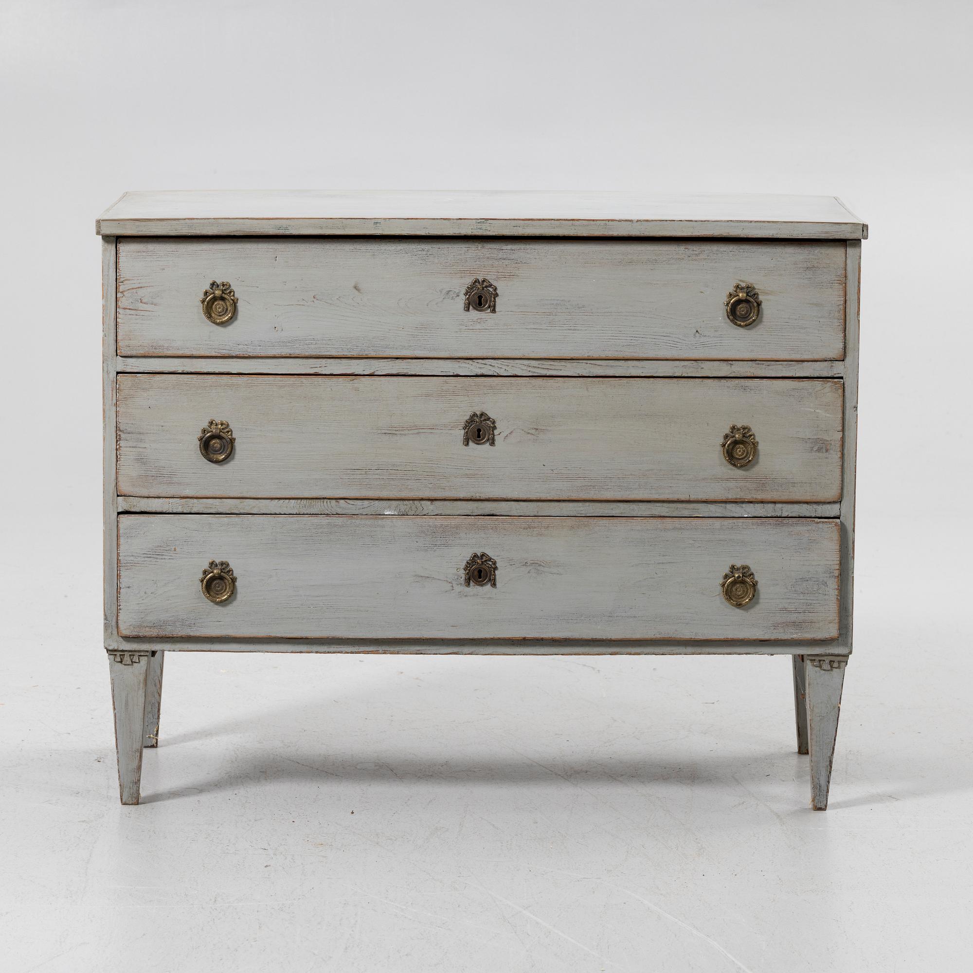 Late Gustavian chest of drawers, circa 1800.