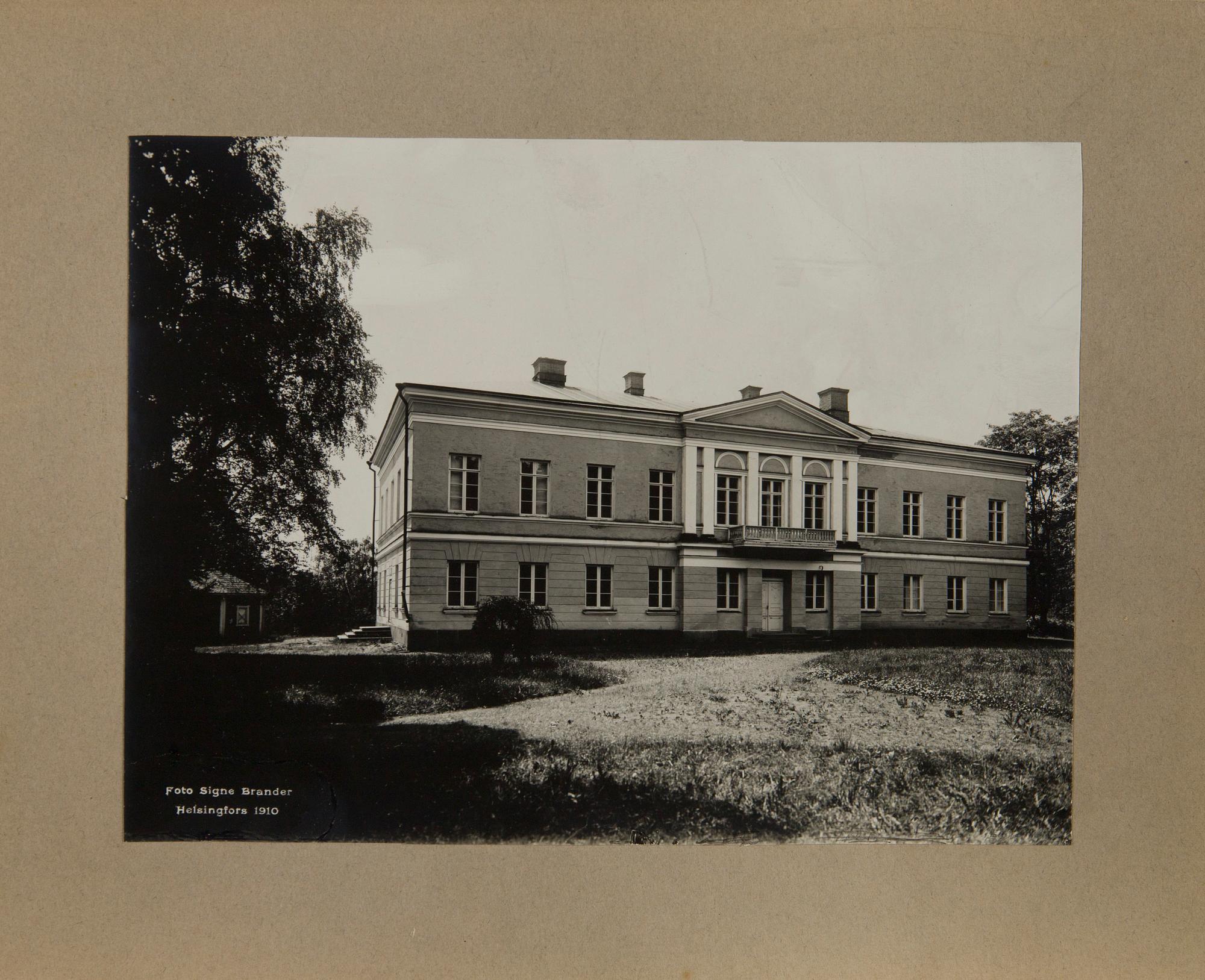 Signe Brander, eleven photographs, mounted on cardboard. First quarter of the 20th century.