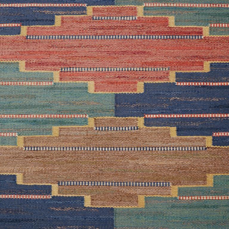 Märta Måås-Fjetterström, A CARPET, "Blå heden", flat weave, ca 273,5 x 181,5 cm, signed AB MMF.