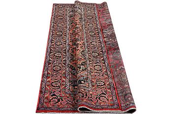 A Mehraban rug, c. 283 x 200 cm.