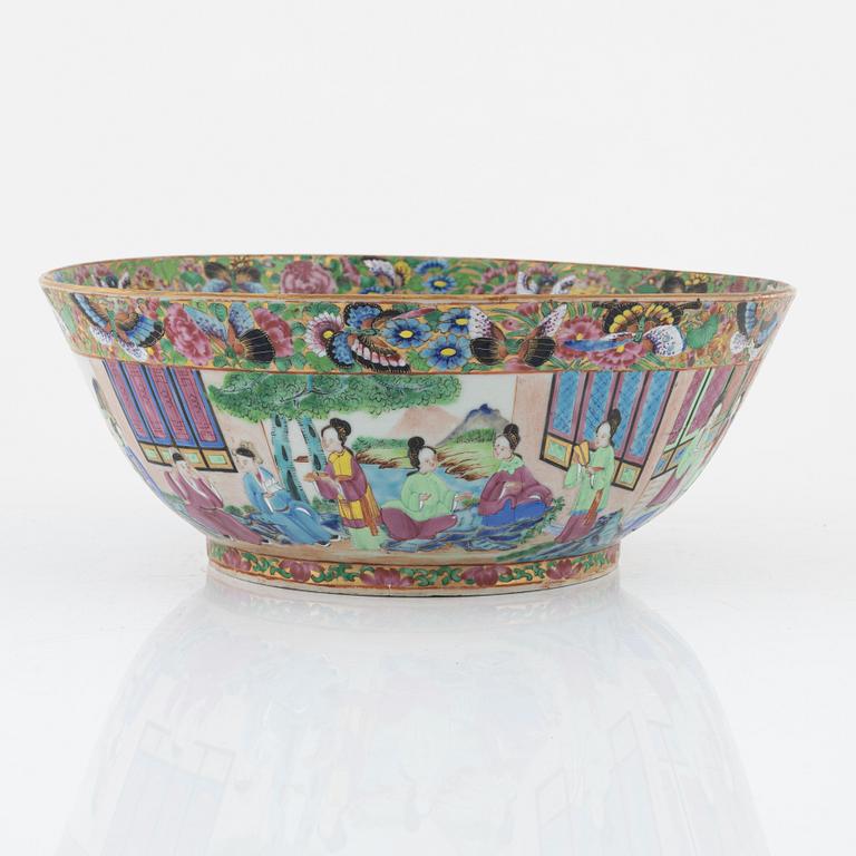 A porcelain punch bowl, Qing dynasty, Canton, China, 19th Century.