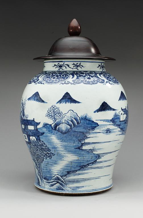 PALATSURNA, kompaniporslin, Qing dynastin, Qianlong (1736-95).