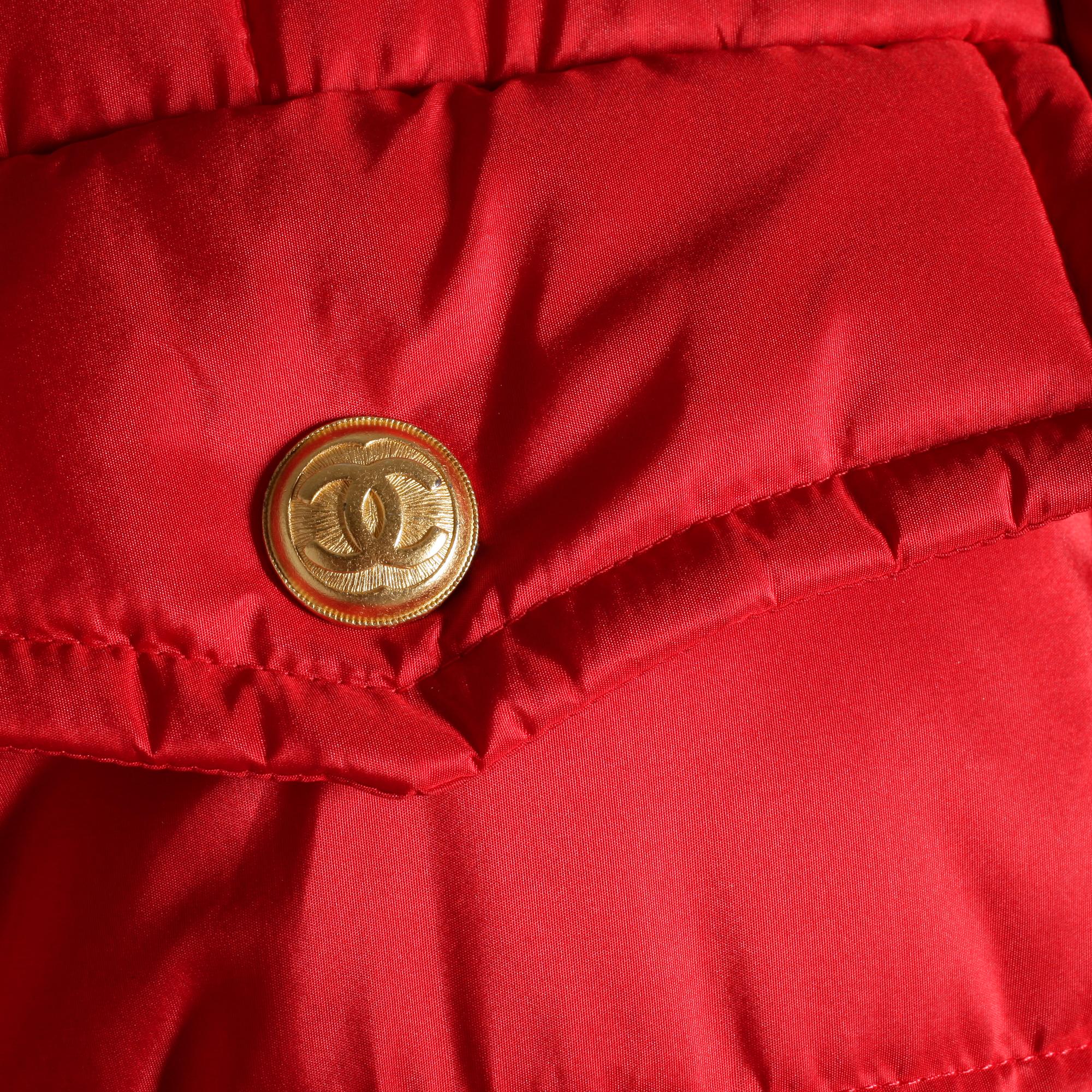 JACKA, Chanel.