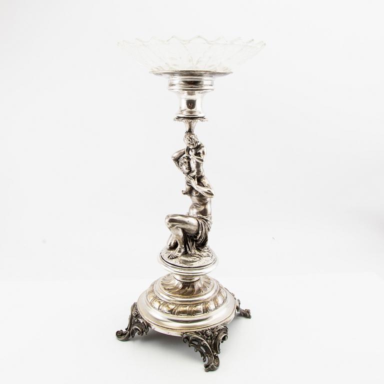 Pedestal bowl in nickel silver, late 19th century.