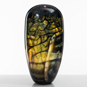 Eva Englund, a graal glass vase, Orrefors 1989.