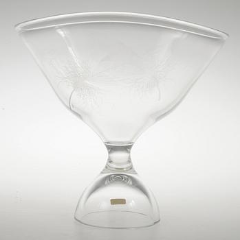 SKÅL PÅ FOT, glas, "Fjäderskålen", Vicke Lindstrand, Kosta.
