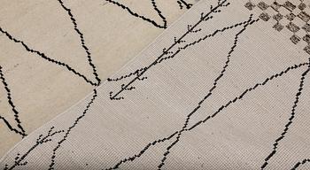 Matta, Marocko, gallerimodell, 294 x 79 cm.