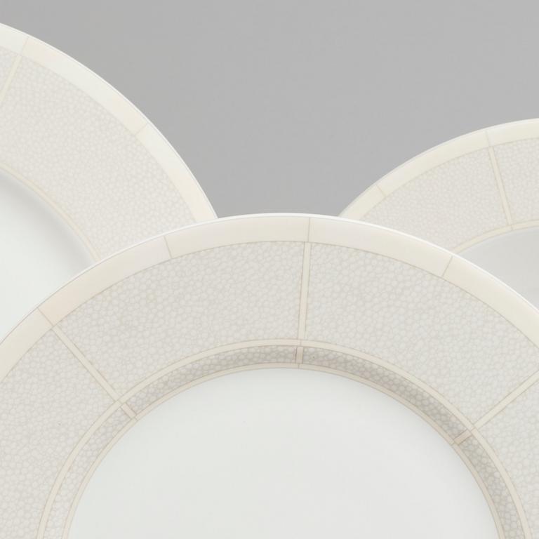 A 36 pcs Ralf Lauren Vivienne porcelain dinner service.