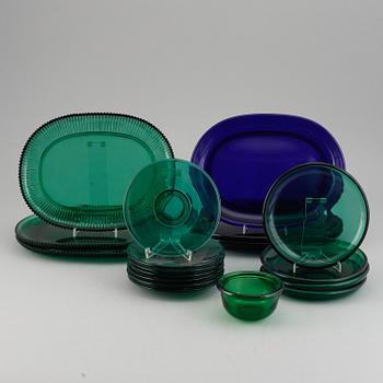 Josef Frank, bland andra. Glasservisdelar, 18 st, Svenskt Tenn.