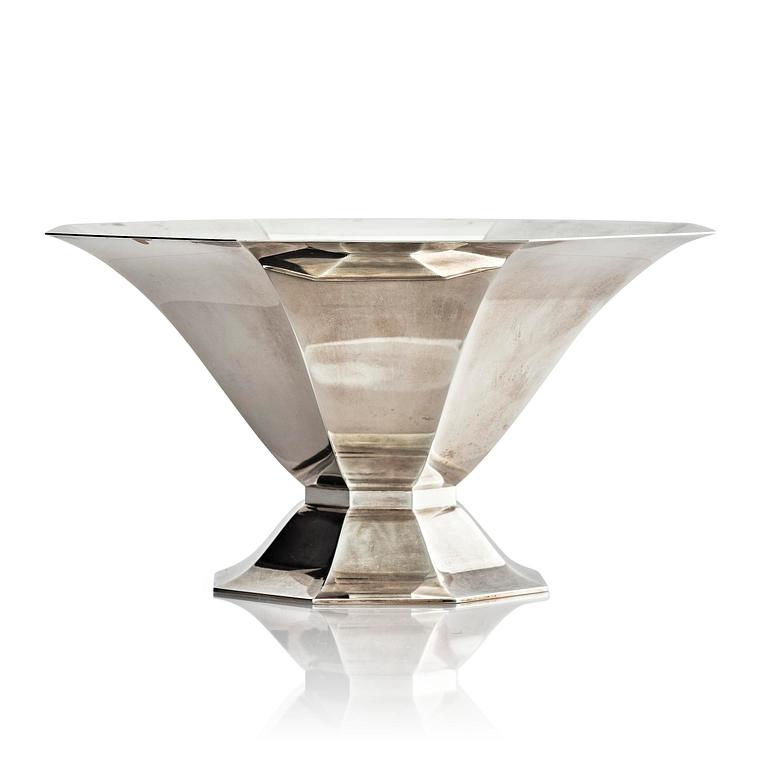 Wiwen Nilsson, a sterling silver bowl on foot, Lund, Sweden 1942.
