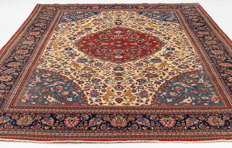 A semi-antique Kashan so called Dabir, c. 360 x 266 cm.