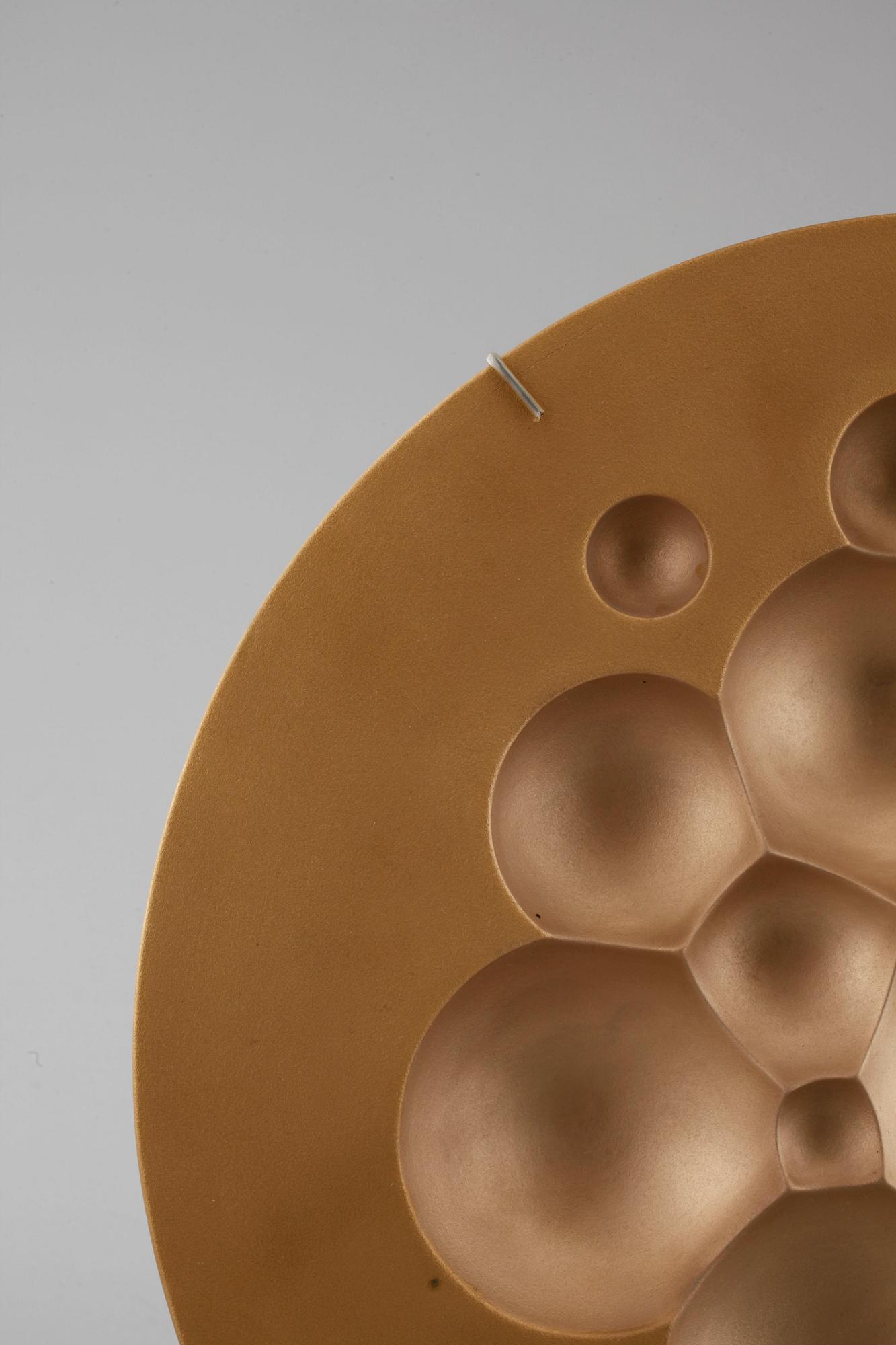 Two porcelian dishes by Fruhtrunk and Tapio Wirkkala for Rosenthal, signed and numbered.