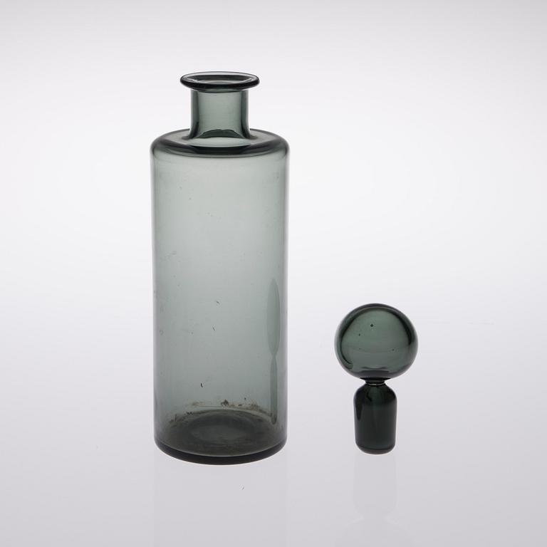 SAARA HOPEA, KARAFF SAMT 13 GLAS, Nuutajärvi.