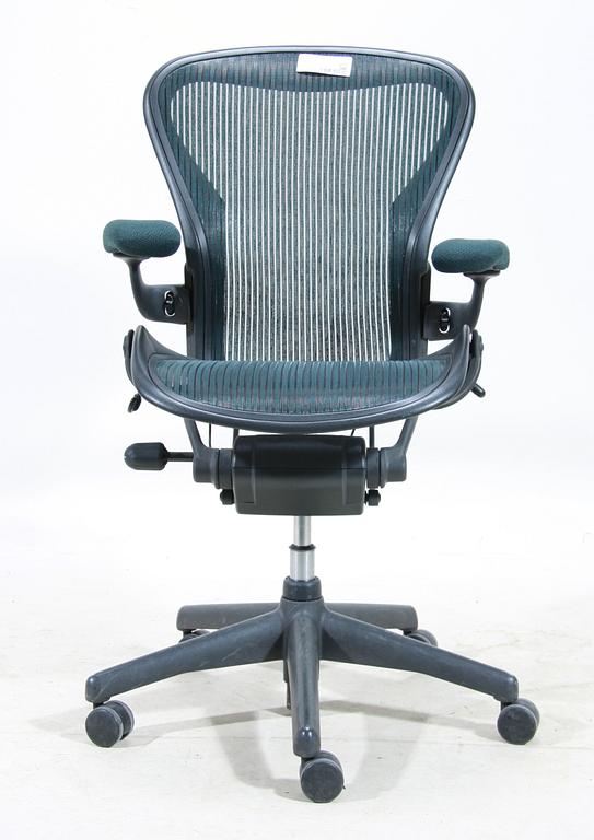 KONTORSSTOL, ”Aeron Chair”, Herman Miller.