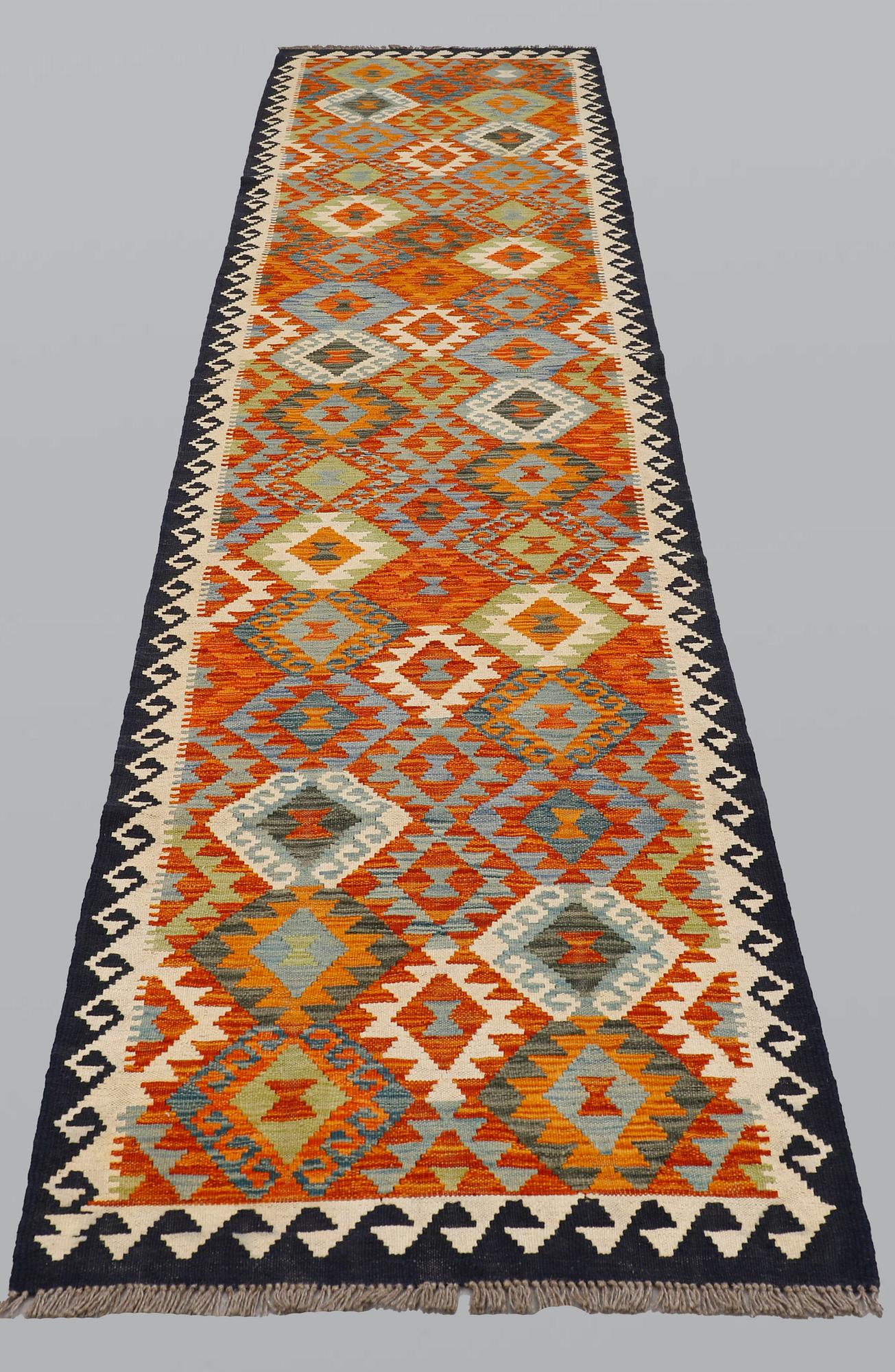 A runner, Kilim, ca 378 x 77 cm.