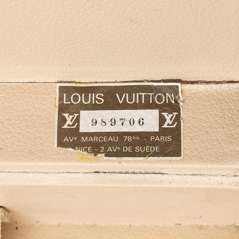 Louis Vuitton, Suitcase, "Alzer 60", vintage.