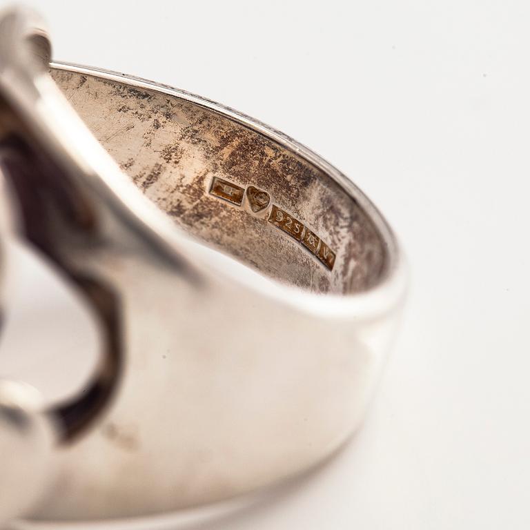 Elis Kauppi, necklace and ring, amethysts, silver, Kupittaan Kulta, Turku 1974.