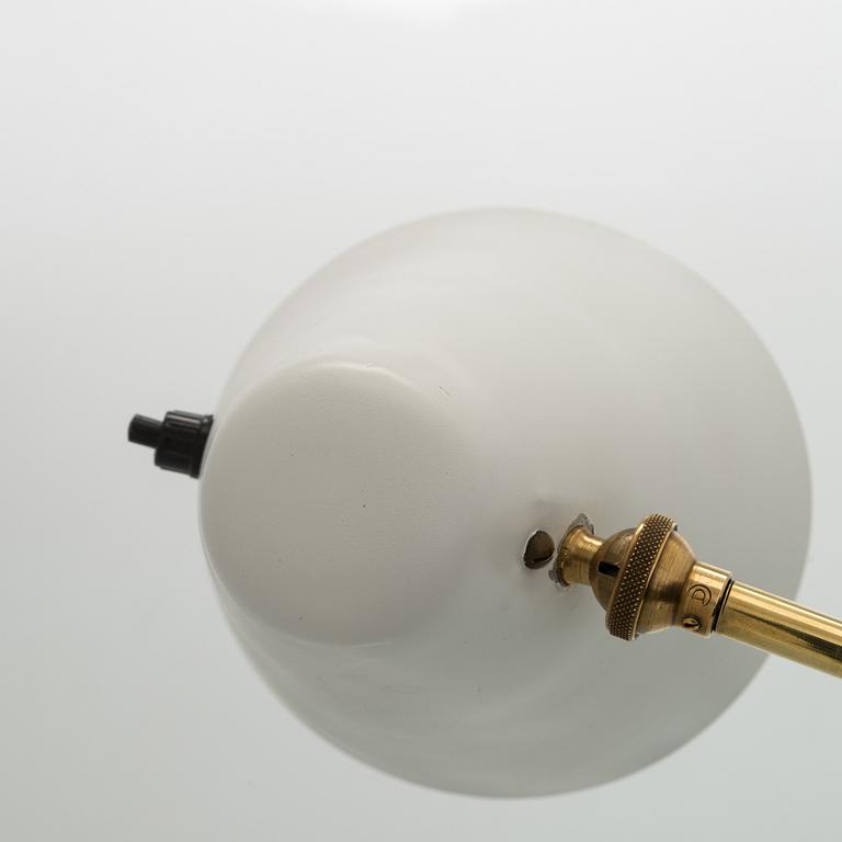 A mid-20th century table lamp model EV73, Itsu, Finland.