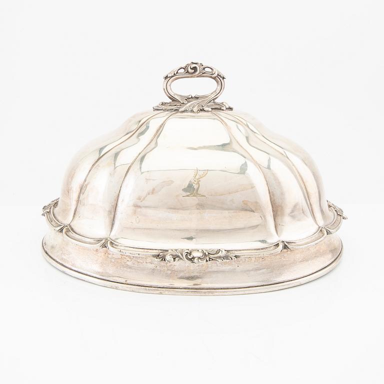 Stekhuvar 2 st samt skål på fot NS 1900-tal.