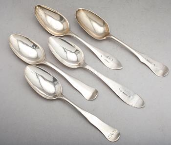 MATSKEDAR, 5 st, silver, olika modeller, 1700-/1800-tal. Vikt ca 246 g.