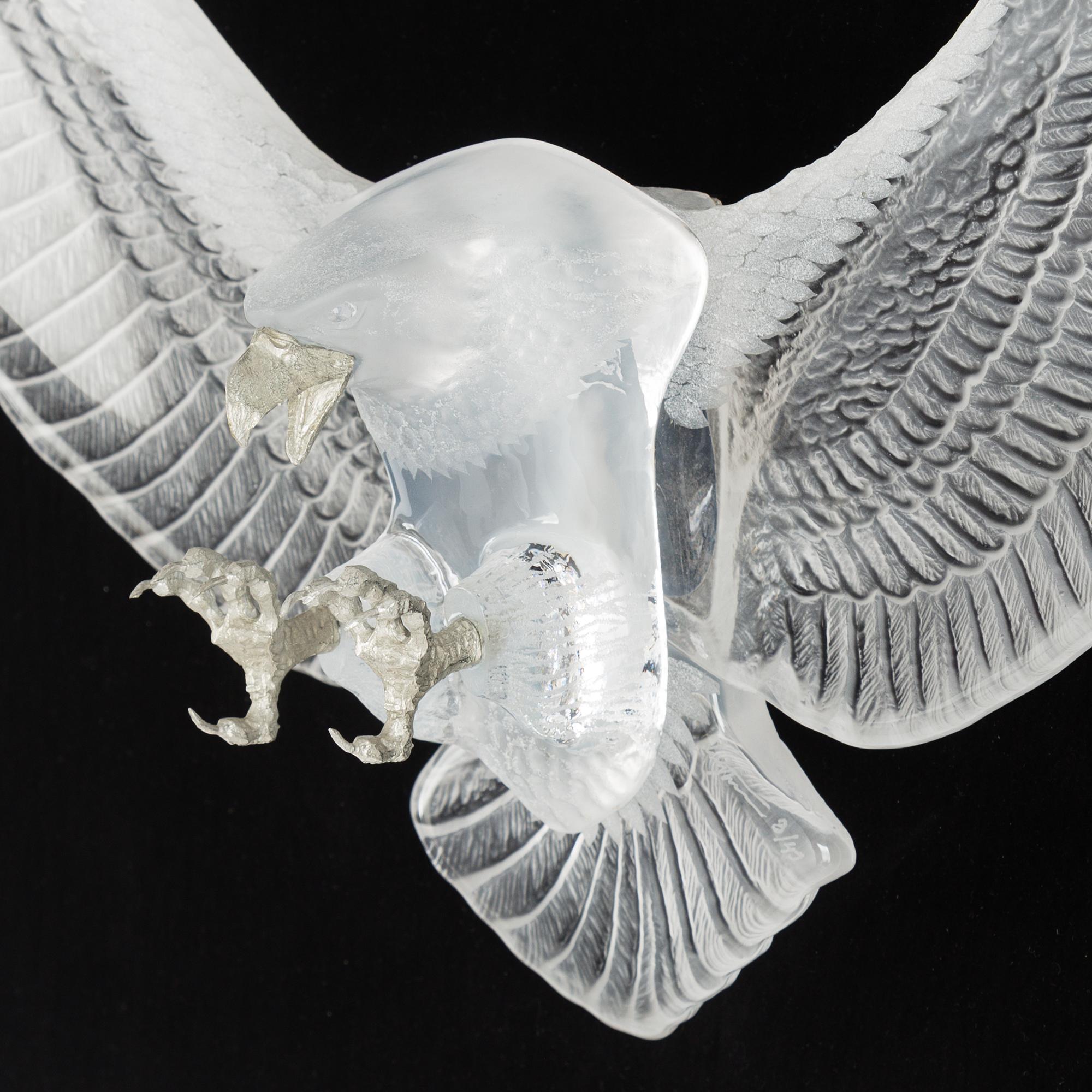 LUDVIG LÖFGREN, "Eagle", skulptur, glas och vitmetall, signerad och numrerad 8/43.