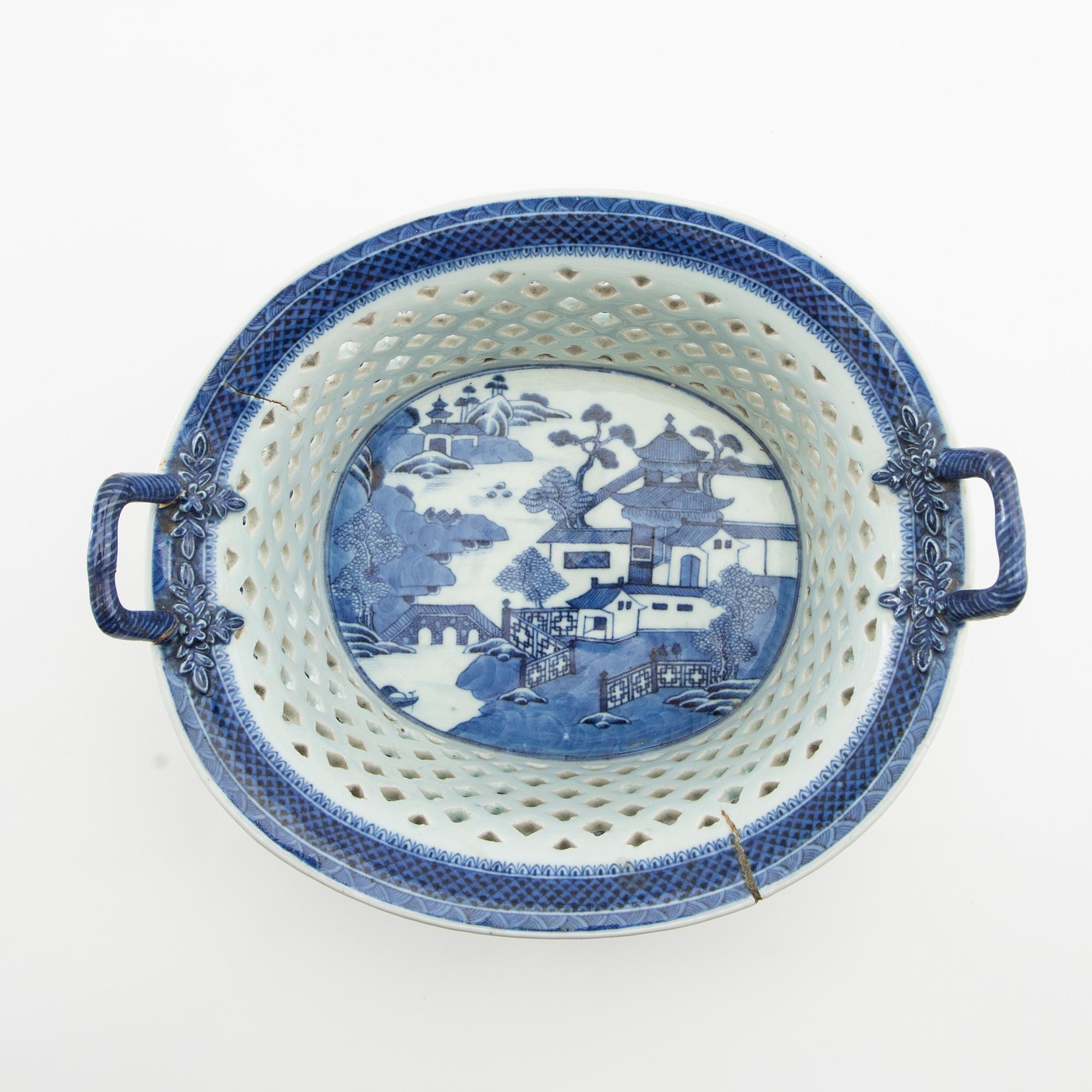 Galleried bowl with plate China circa 1800 porcelain.