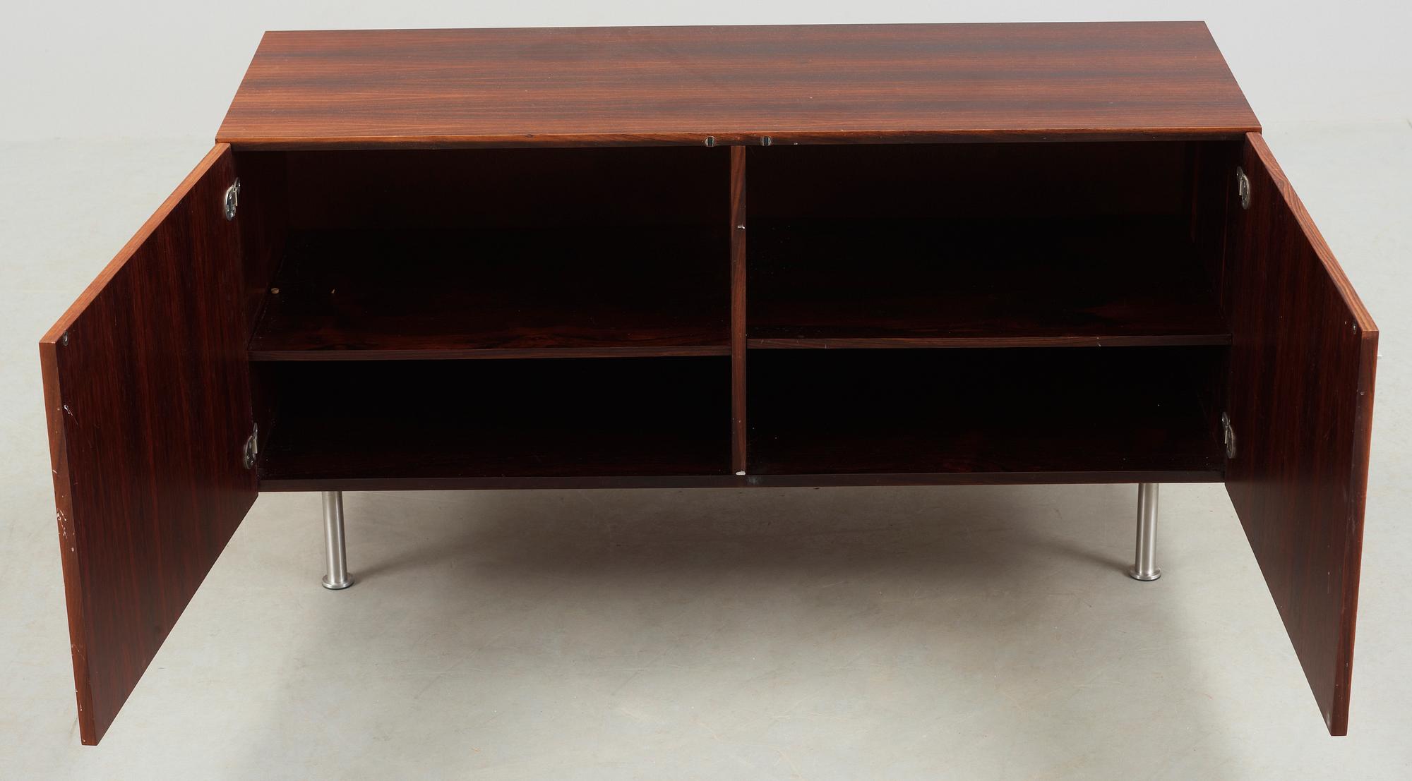 SIDEBOARD, 1960-tal.