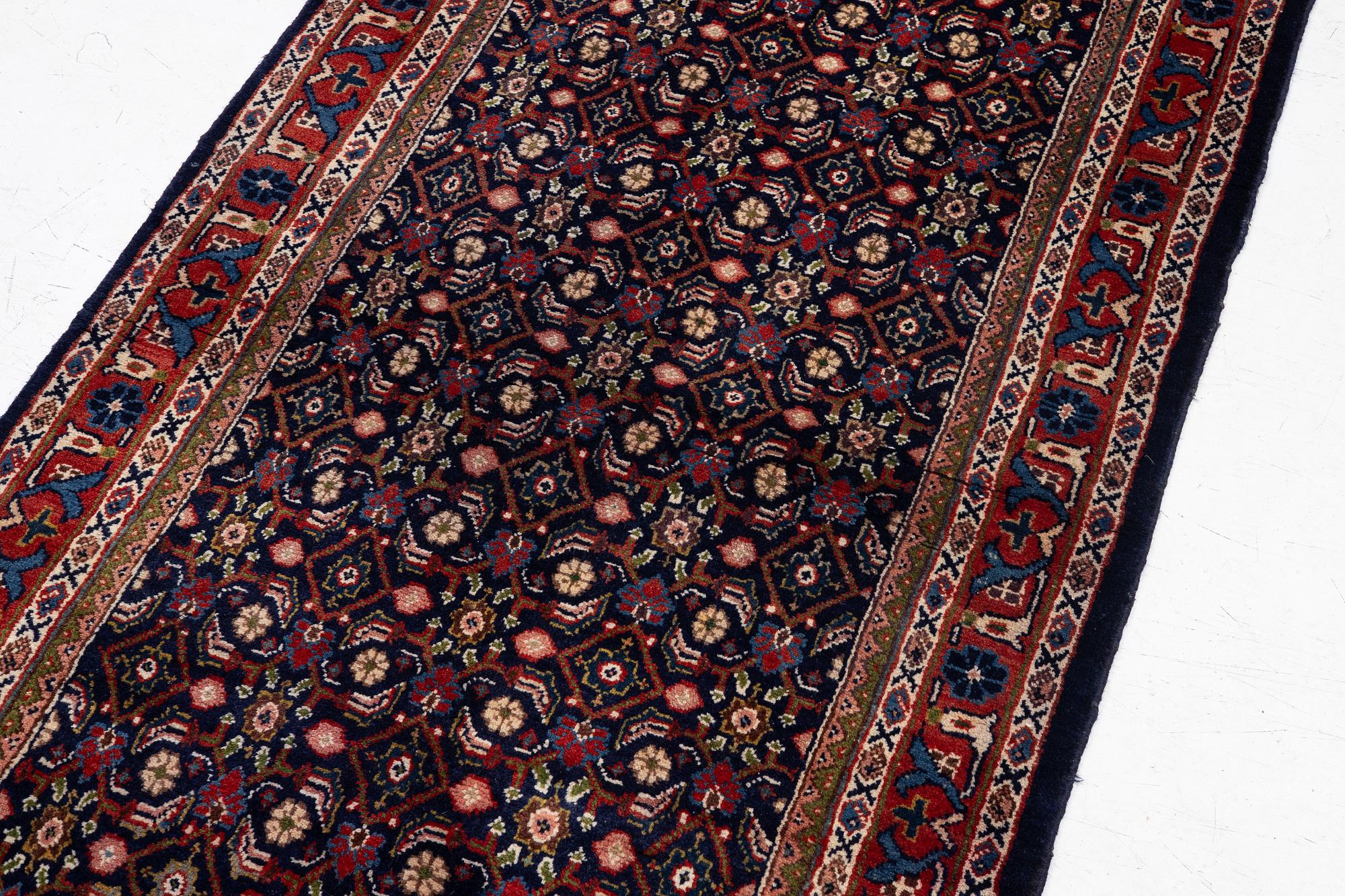 Matta, Arak, 290 x 118 cm.