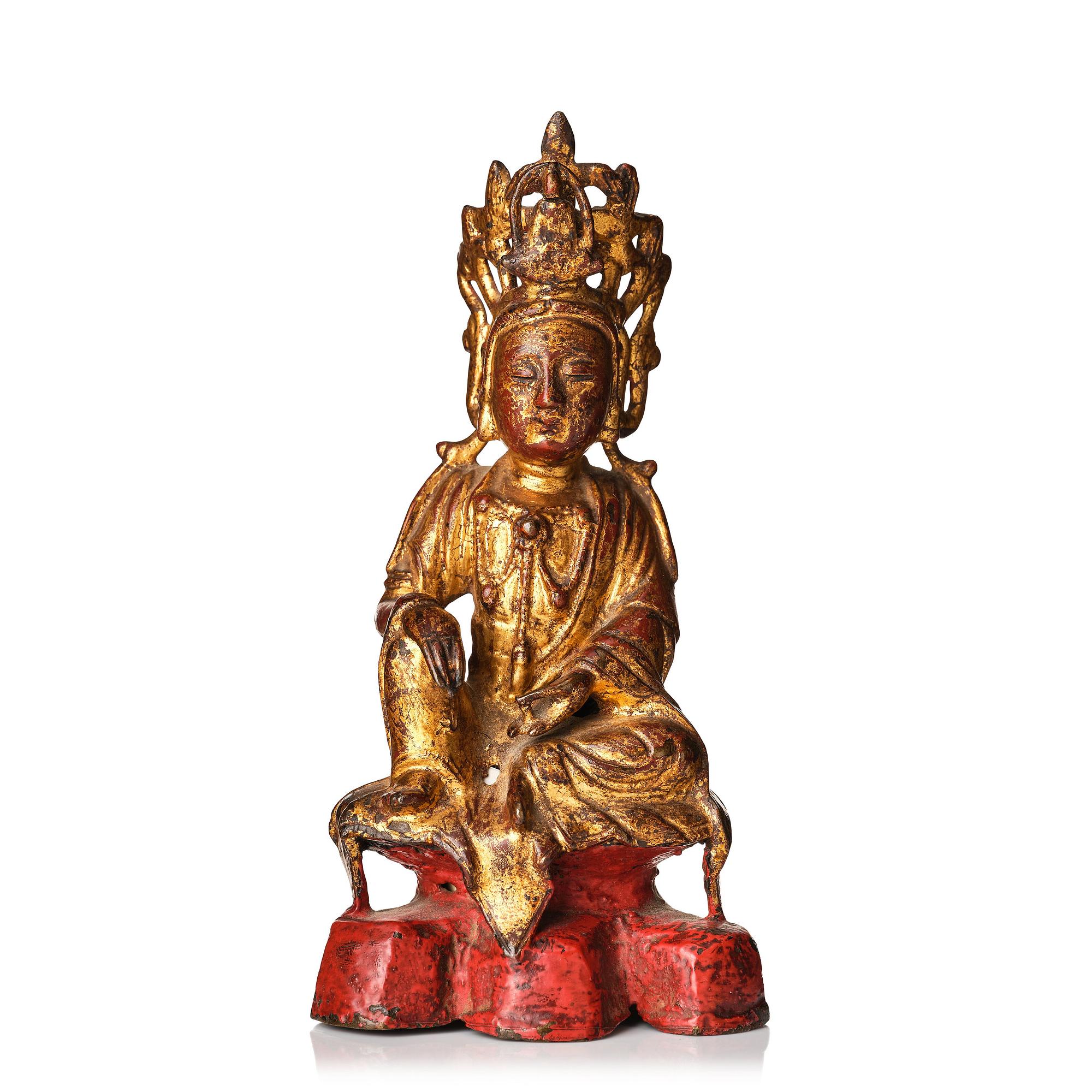 A gilded and lacquered bronze fiugre of Guanyin/Avalokitesvara, Ming dynasty (1368-1644).