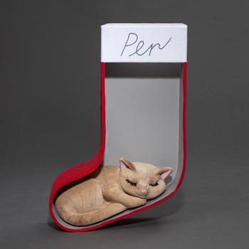 JULSTRUMPA MED KATT, "Per", NK 2013, JoAnn Tan Studio.