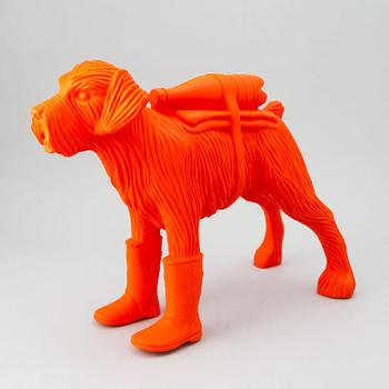 William Sweetlove, skulptur, plast, signerad 6/200.