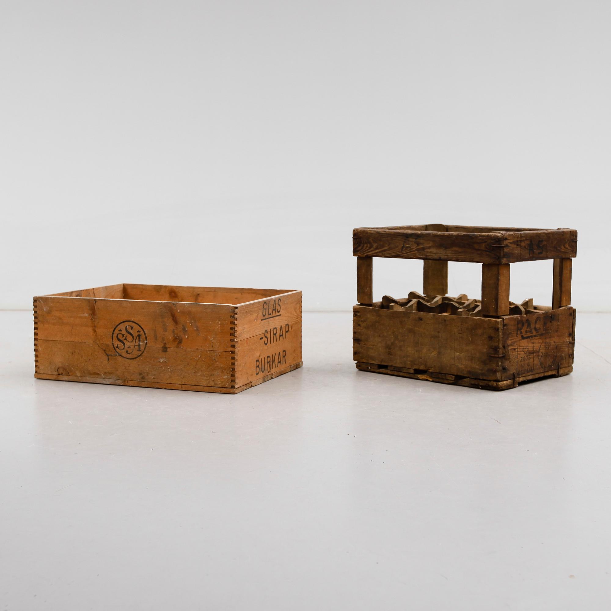 LÅDA SAMT DRICKABACK, 2 st, trä, SSA och Racem, 1900-tal.