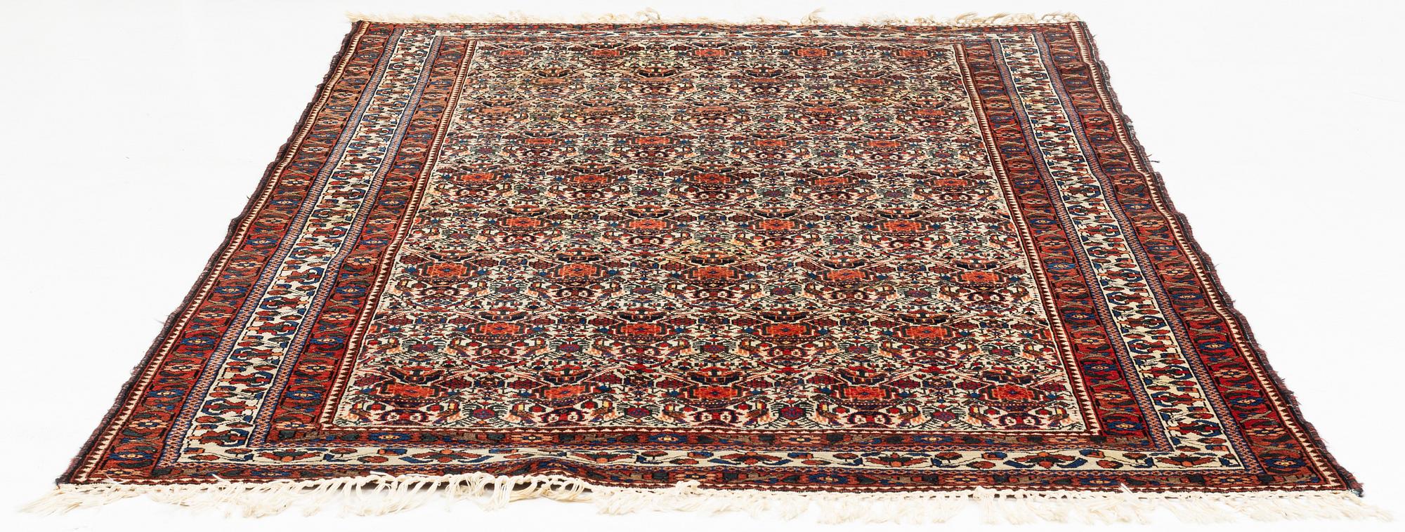 Carpet, Abadeh, antique, ca 220 x 145 cm.
