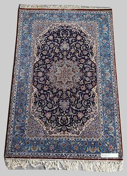 MATTA, Isfahan, old, signerad, 236 x 154 cm.