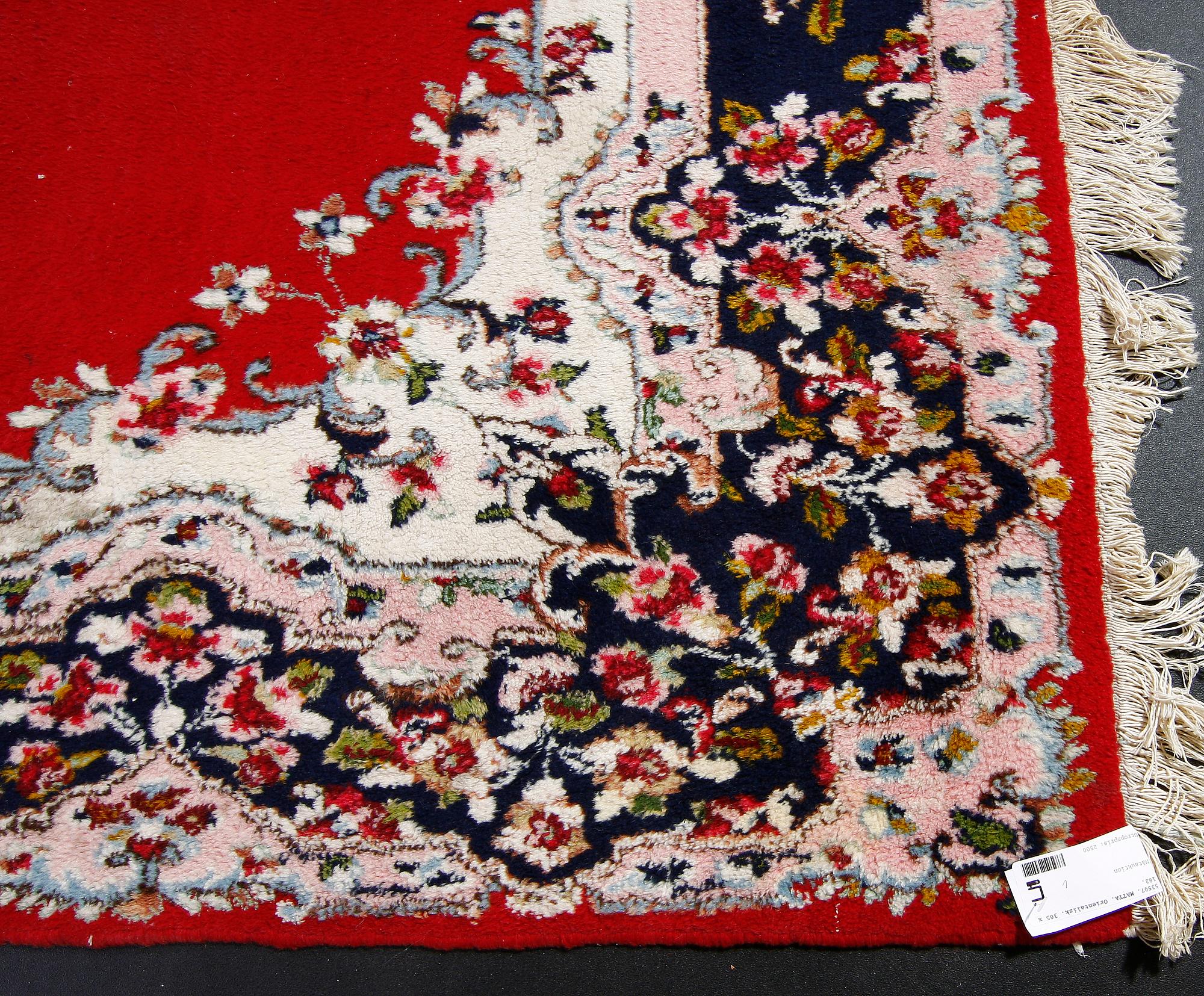 MATTA. Orientalisk. 305 x 182.