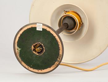 POUL HENNINGSEN, bordslampa, Louis Poulsen, Danmark 1930-40-tal.