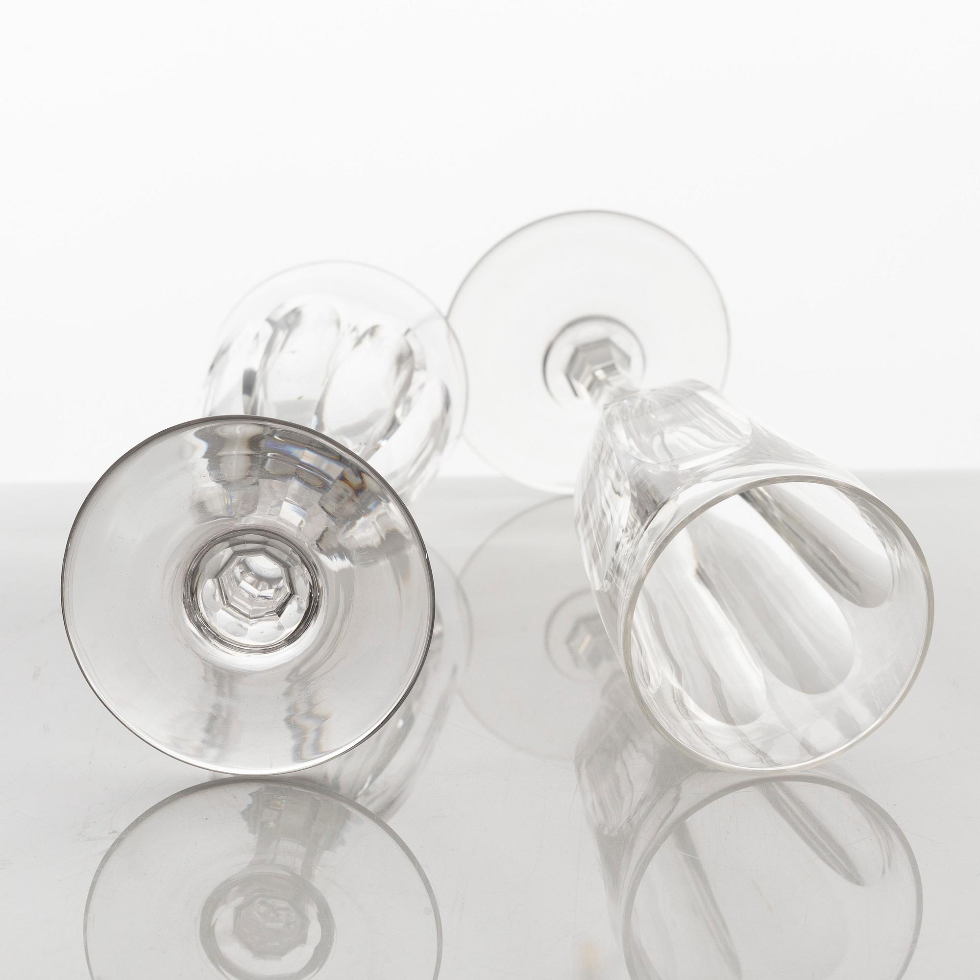 A Baccarat glass service, 147 pieces. France, early 20th Century.