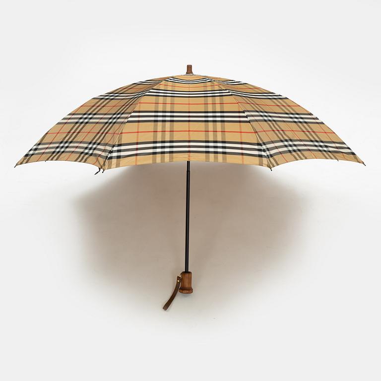 Burberry, paraply.