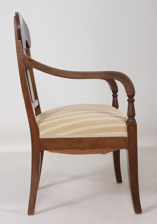 SALONGSGRUPP, 4 delar, Karl Johan-stil, 1900-tal.