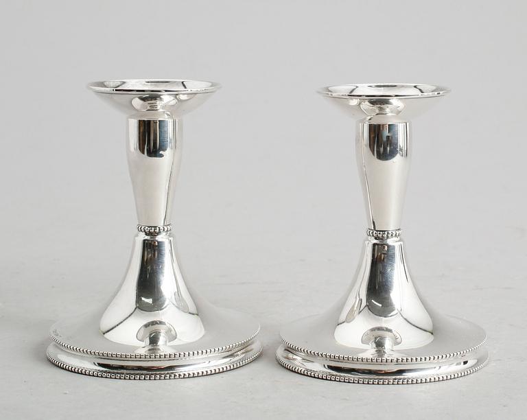 LJUSSTAKAR, 1 par, silver, Tesi, Göteborg 1963.