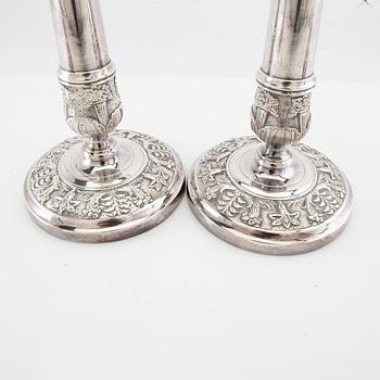 Ljusstakar 2 par nysilver 1900-talets första hälft.