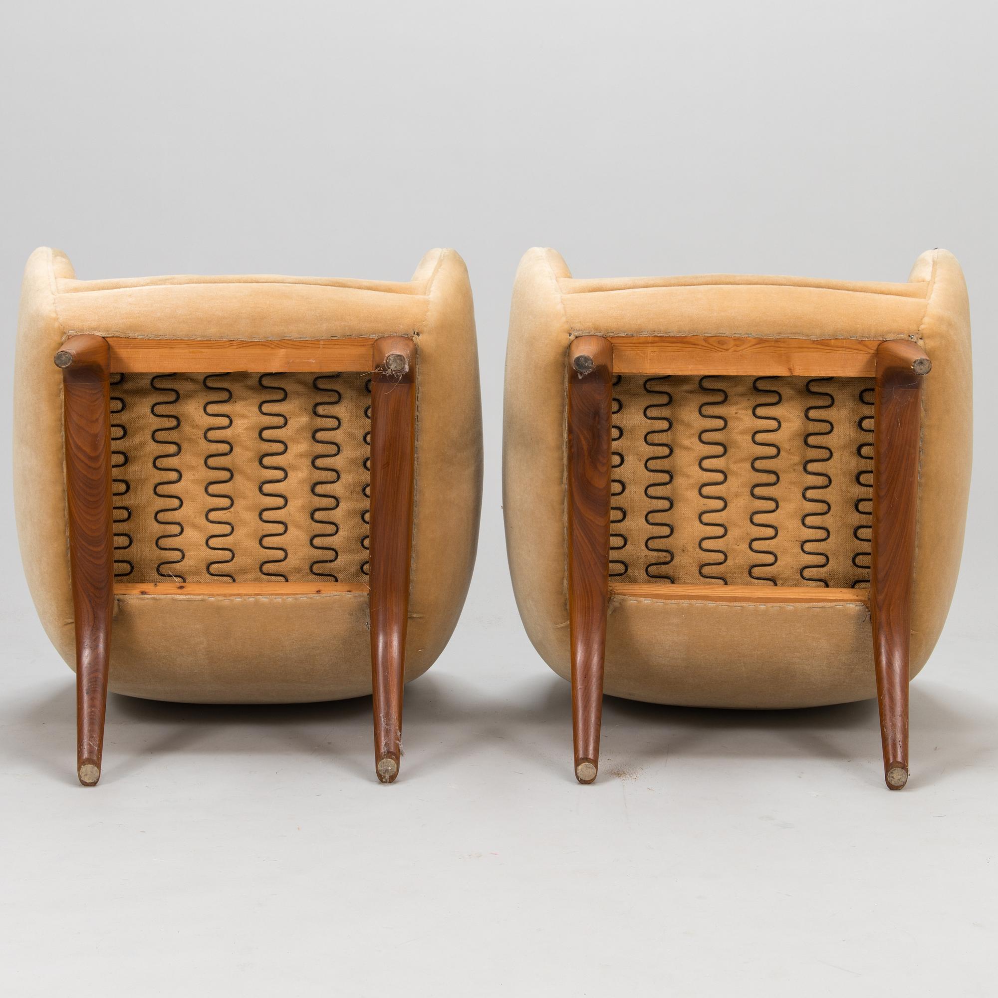 ILLUM WIKKELSÖ, Fåtöljer ett par, ML-140, för A. Mikael Laursen & Søn, Århus 1950-tal.